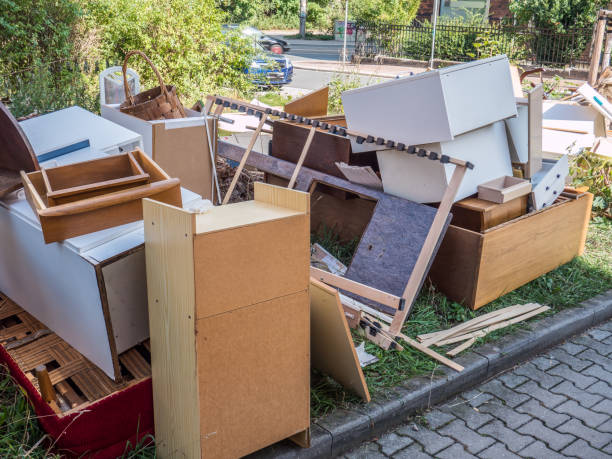 Best Commercial Cleanout Services  in Saint John Fisher College, NY